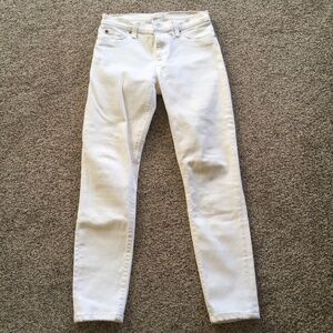 Hudson Jeans, women's 28, slim leg, mid rise, 5 pocket, white